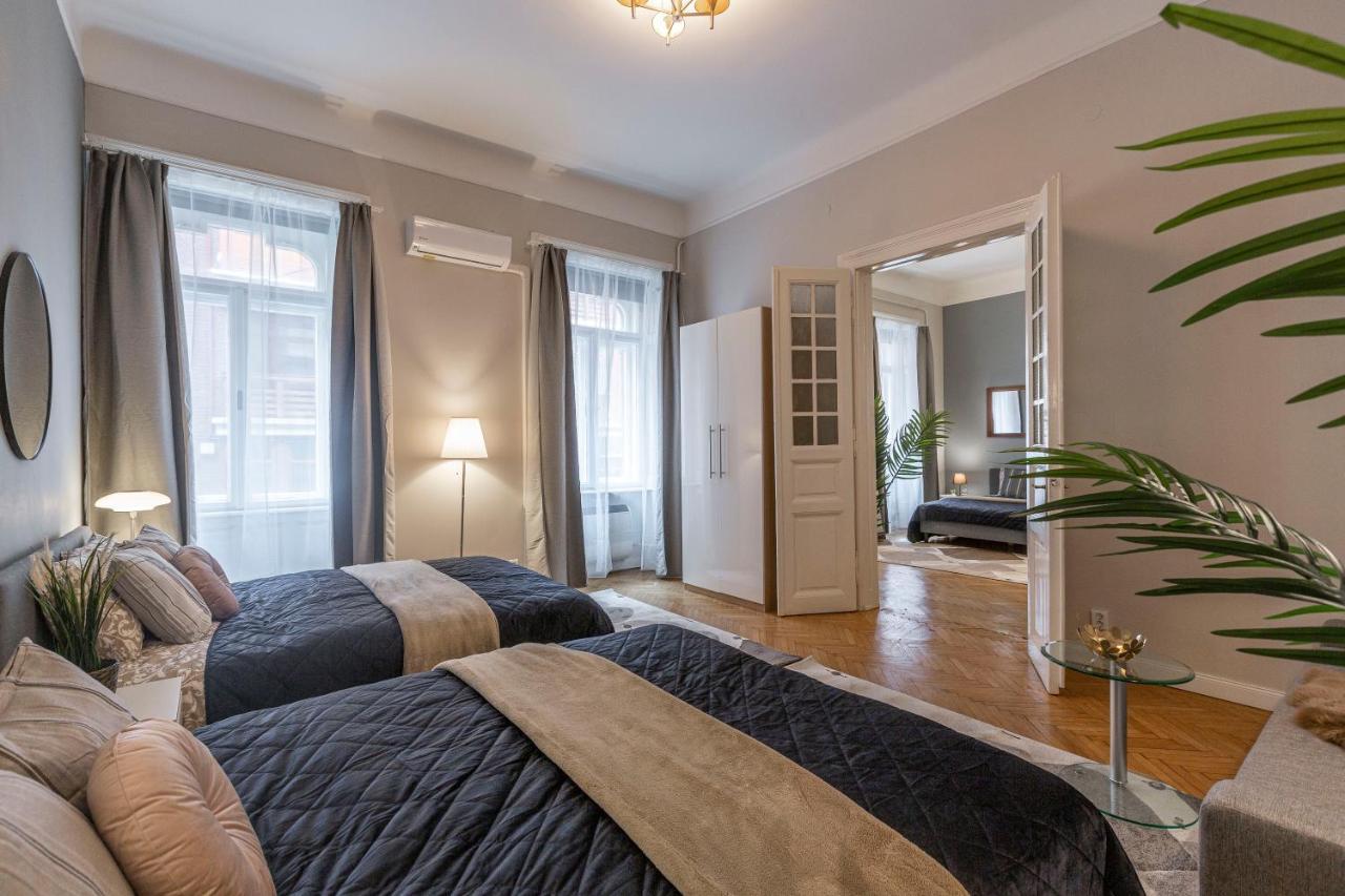 Spacious & Cozy Downtown Apartment With Balcony Budapest Extérieur photo