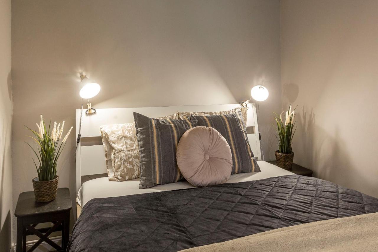 Spacious & Cozy Downtown Apartment With Balcony Budapest Extérieur photo