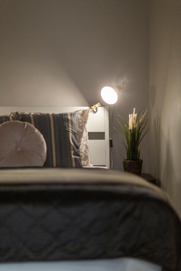 Spacious & Cozy Downtown Apartment With Balcony Budapest Extérieur photo